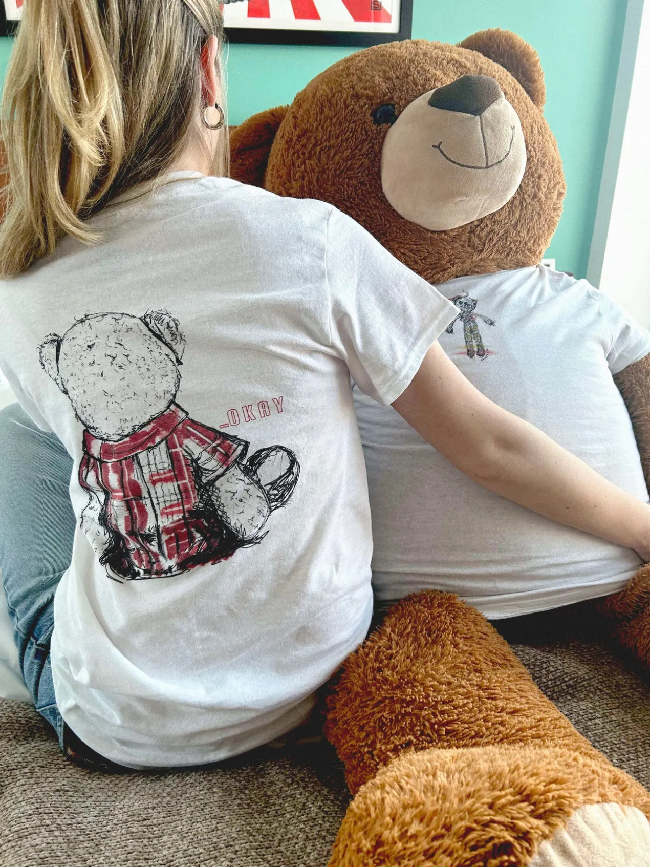 Women Daisy Street T-Shirts-ANALOG HUG A BEAR DAY COLLECTION: HUG ME TEDDY RELAXED T-SHIRT
