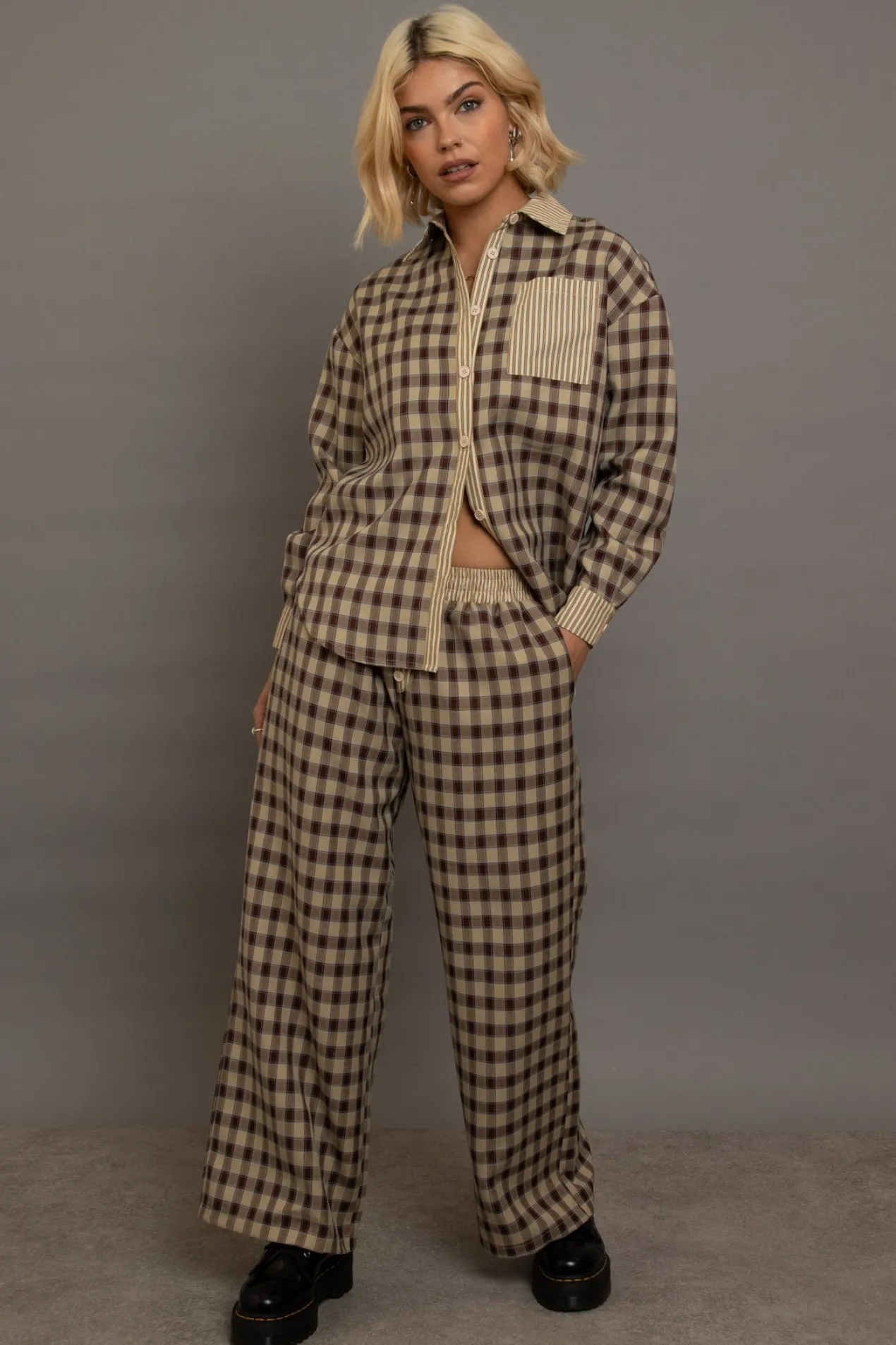 Women Daisy Street Trousers-Check Wide Leg Trousers With Contrast Stripe Pockets