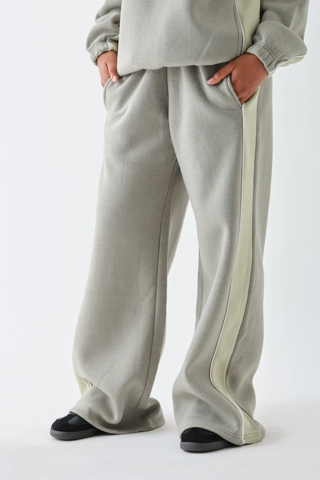 Women Daisy Street Trousers-Joggers With Panelling Detail