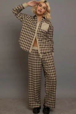 Women Daisy Street Tops-Oversized Check Shirt With Contrast Stripe Pockets