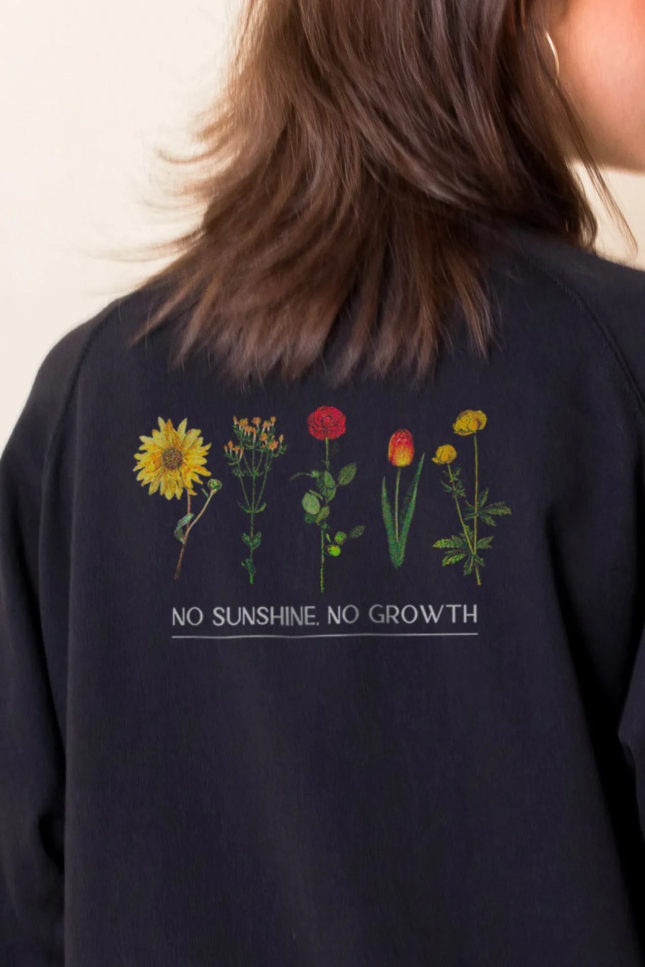 Women Daisy Street Hoodies & Sweatshirts-Oversized Sweatshirt with Growth Back Print