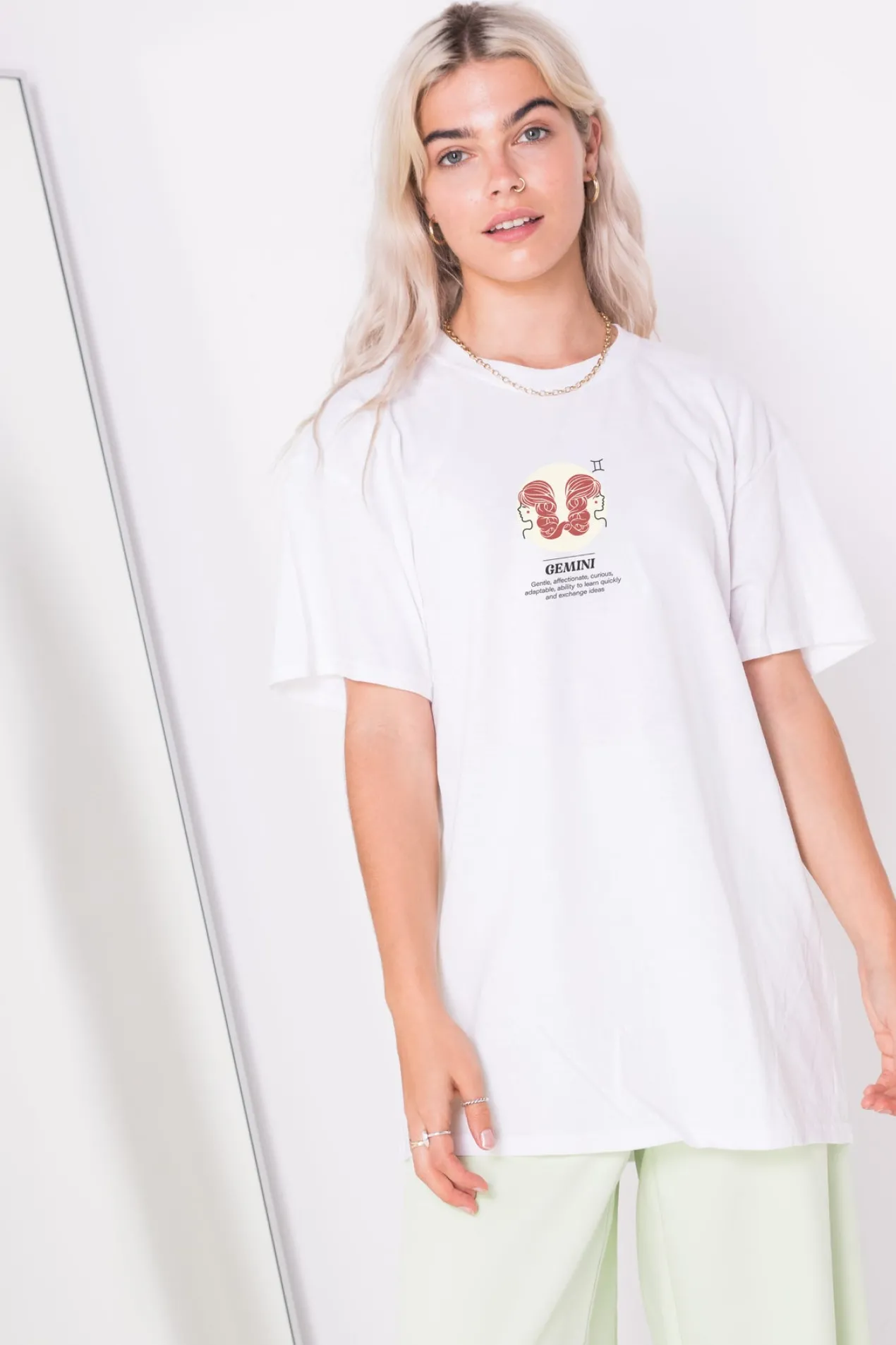 Women Daisy Street T-Shirts-Relaxed T-Shirt with Gemini Print