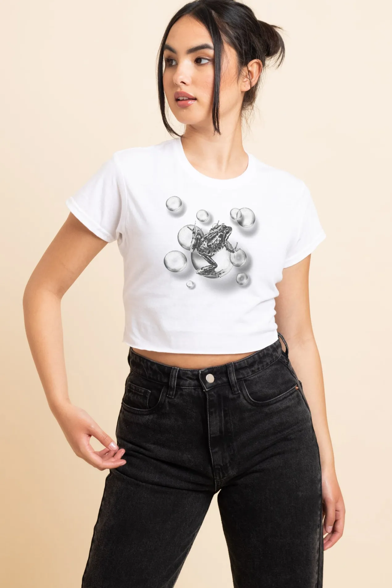 Women Daisy Street T-Shirts-Slim Crop T-Shirt with Frog Print