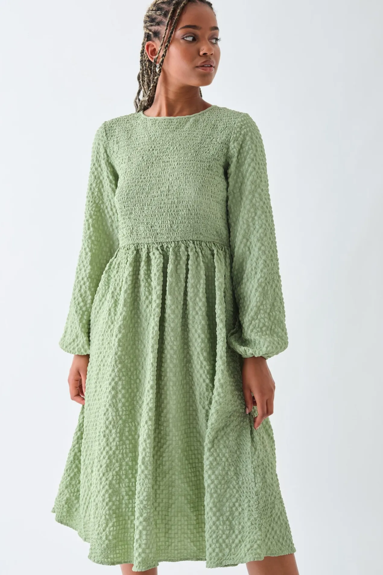 Women Daisy Street Dresses-Textured Shirred Midi Smock Dress