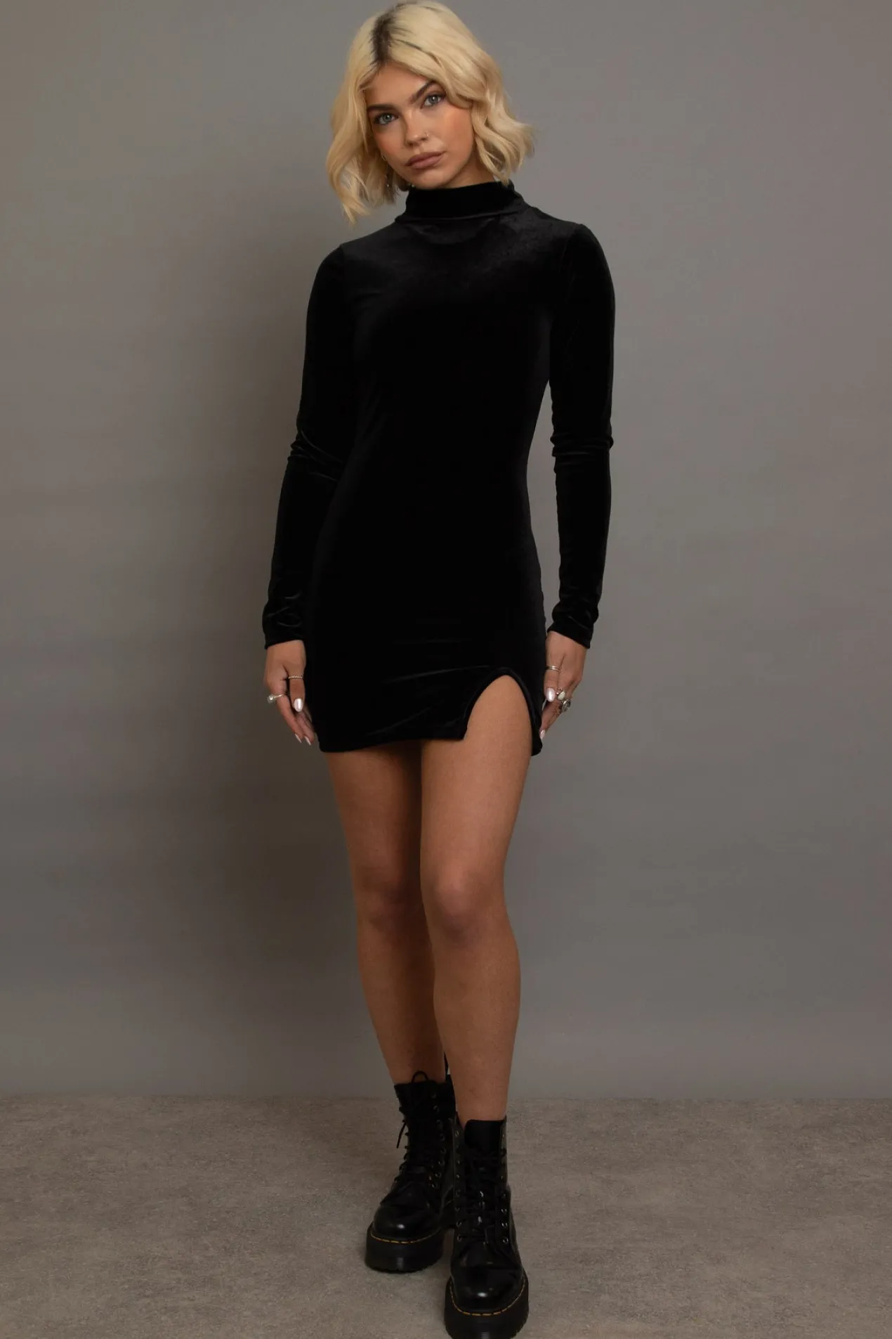 Women Daisy Street Partywear | Dresses-Velvet High Neck Mini Dress